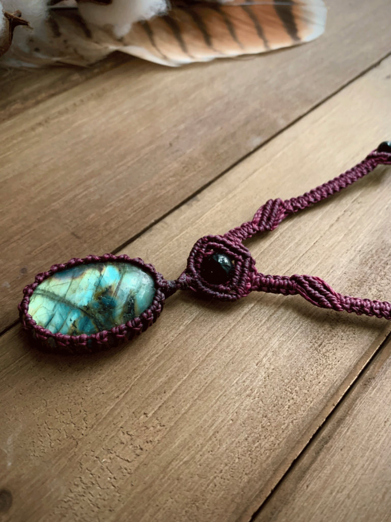 Necklace with Labradorite stone 3