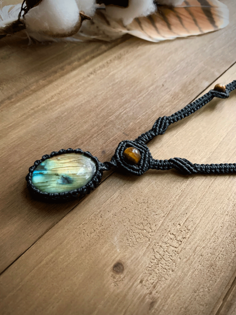 Necklace with Labradorite stone 4